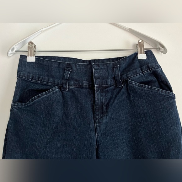 Jeans - Picture 2 of 5